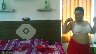 Sexcy Video Hindiकामुक लड़की ने बडे बूब्स को दिखाते हुए किया चुत मे ऊँगली वीडियो