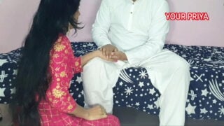 Video Sexy Bf Hindiपड़ोसी की हॉट बेटी ब्रा पैंटी में रोमांस करके चुदी रात में वीडियो